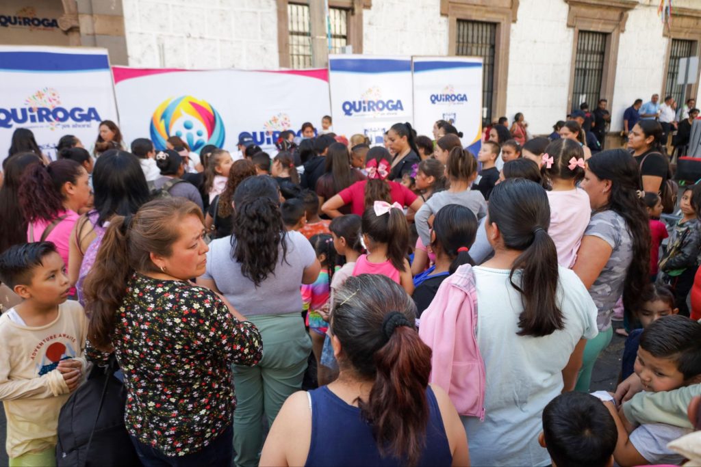 Quiroga celebra en grande a sus niñas, niños y adolescentes con alegría, juegos y unidad familiar 4 img 20260429 wa01757323693332002764323