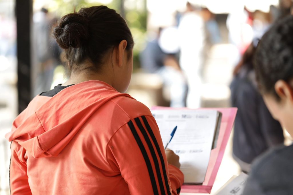 Mañana inicia la entrega de fichas para Escuelas Normales 3 GobMichFichaNor2
