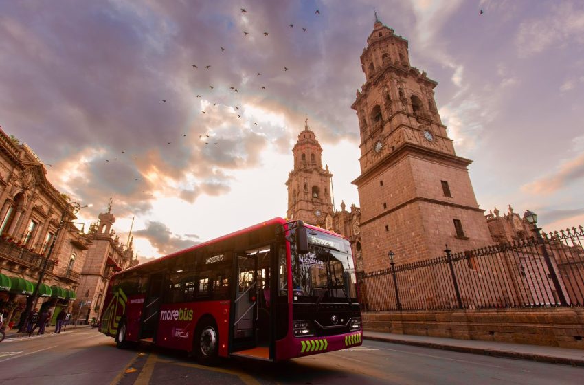  En febrero arrancará el Morebús; transformará la movilidad de 400 mil habitantes: Bedolla
