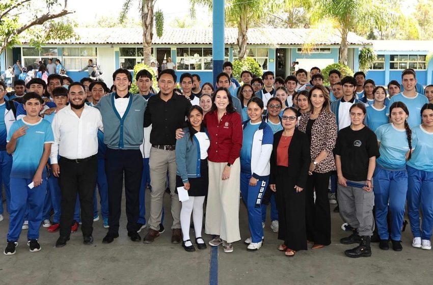  Más de 500 planteles de bachillerato en Michoacán con pase automático