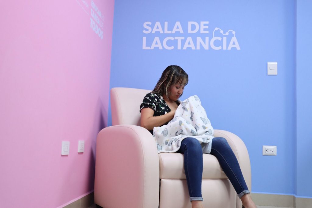 SEIMUJER garantiza maternidades dignas con 18 salas de lactancia en instituciones públicas 4 GobMichSalLact1