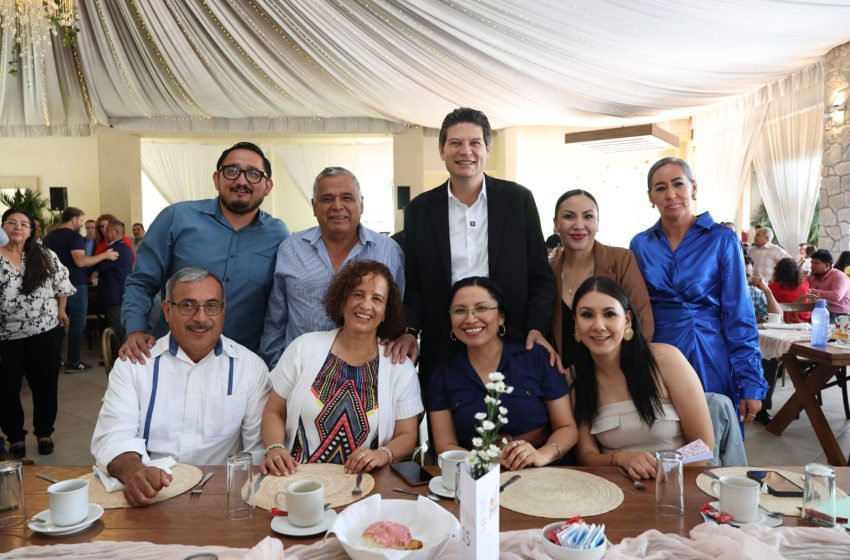  Alfonso Martínez reconoce a maestras y maestros como formadores del futuro de Morelia