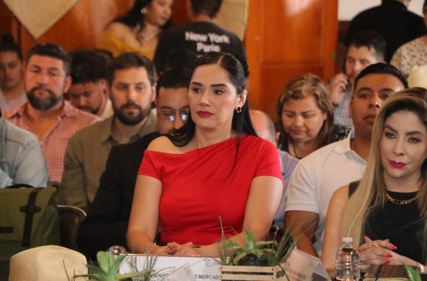  Respalda Diana Espinoza al sector mezcalero