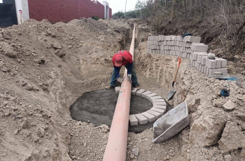  Avanzan obras de infraestructura en Morelos; gobierno de Julio César Conejo mejora acceso al nuevo panteón