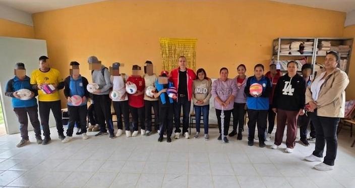  Julio César Conejo Alejos anuncia techumbre y rehabilitación a la telesecundaria de Zárate, Villa Morelos