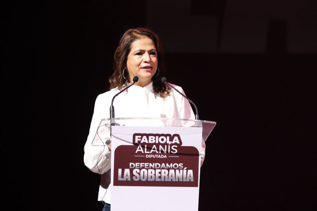 Michoacán responde y moviliza 70 municipios en defensa de la soberanía nacional: Fabiola Alanís 4 FabDefSobMpios3