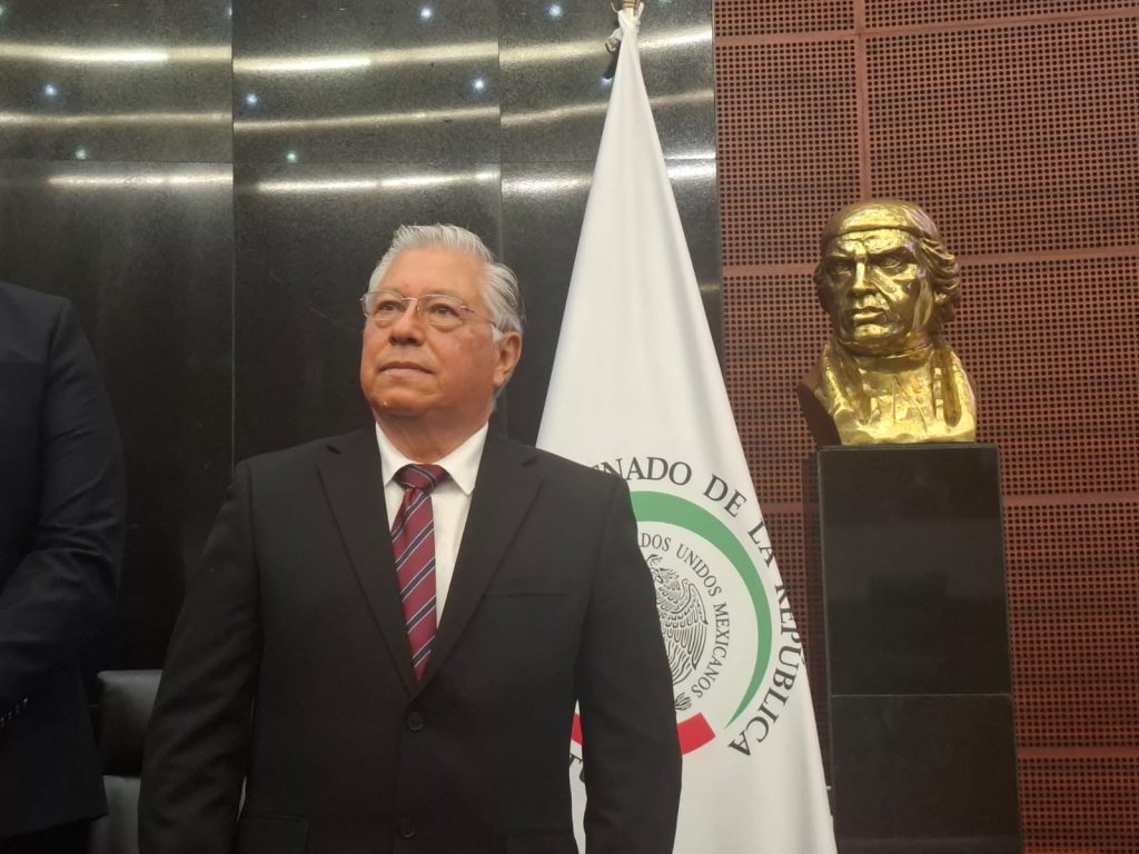 Luis Reyes Zavala: Una vida de lucha magisterial y militancia de izquierda rumbo al Senado 3 LuisReyes2